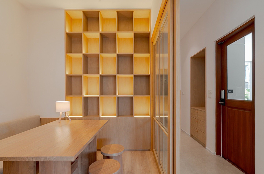 House with Shared Pool in Srinakarin 